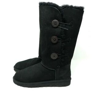 Ugg Bailey Button Triplet II Sheepskin Snow Boots Sz 6 Black Women